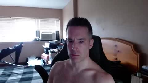 Snapshot of rustic_cuse_777 chatting on April 1, 2026, 3:53 pm rustic_cuse_777 online show from April 1, 2026, 3:53 pm