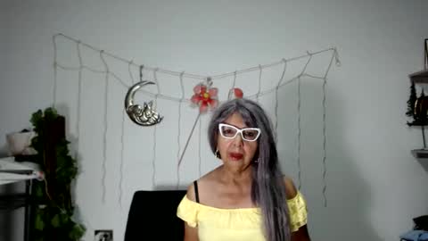 Snapshot of ruth_blue21 chatting on December 29, 2024, 12:20 am ruth_blue21 online show from December 29, 2024, 12:20 am
