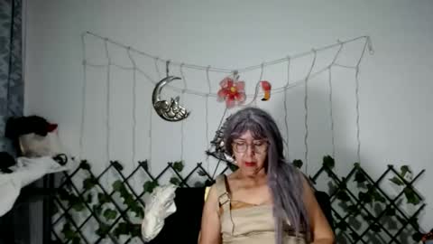 Snapshot of ruth_blue21 chatting on February 9, 2025, 2:06 am ruth_blue21 online show from February 9, 2025, 2:06 am