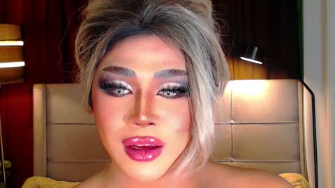 Samantha online show from January 5, 2025, 3:32 am