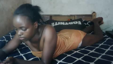 ruu_prettygal online show from February 4, 2026, 8:42 am