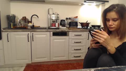 ruxandradanny online show from December 12, 2024, 3:16 pm