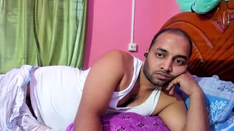 Snapshot of rwb17 chatting on October 22, 2025, 9:53 am rwb17 online show from October 22, 2025, 9:53 am