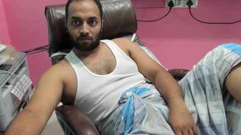 Snapshot of rwb17 chatting on November 6, 2025, 7:42 am rwb17 online show from November 6, 2025, 7:42 am