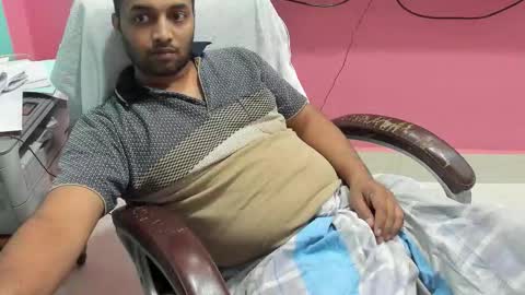 Snapshot of rwb17 chatting on November 19, 2025, 9:53 am rwb17 online show from November 19, 2025, 9:53 am