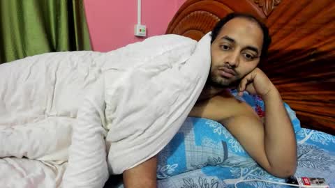 Snapshot of rwb17 chatting on December 16, 2025, 12:48 am rwb17 online show from December 16, 2025, 12:48 am