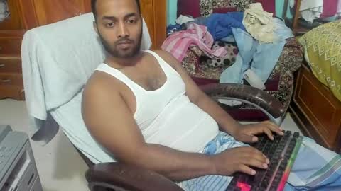 Snapshot of rwb17 chatting on May 14, 2026, 10:22 am rwb17 online show from May 14, 2026, 10:22 am