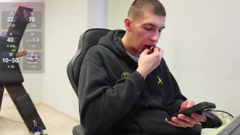 RYAN DOZER online show from November 29, 2025, 8:39 am