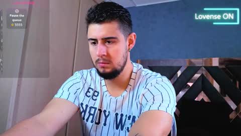 R Y A N online show from November 3, 2025, 11:33 am