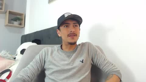 Snapshot of ryan_maxy chatting on February 22, 2025, 3:25 pm ryan online show from February 22, 2025, 3:25 pm