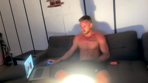 Snapshot of ryan_stockbar chatting on July 21, 2026, 2:14 am ryan_stockbar online show from July 21, 2026, 2:14 am