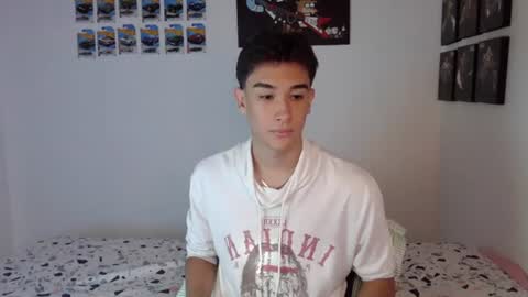 Snapshot of ryan_valentine17 chatting on July 5, 2026, 8:05 pm ryan online show from July 5, 2026, 8:05 pm