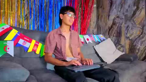 Snapshot of ryann_wolf chatting on June 13, 2026, 8:51 pm ryann_wolf online show from June 13, 2026, 8:51 pm