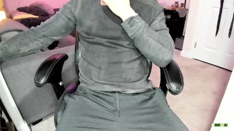 Snapshot of ryatlas chatting on February 17, 2025, 8:41 am ryatlas online show from February 17, 2025, 8:41 am