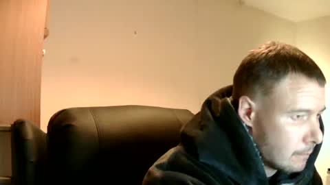 Snapshot of ryder93x chatting on September 10, 2025, 6:13 am Ryder93 online show from September 10, 2025, 6:13 am