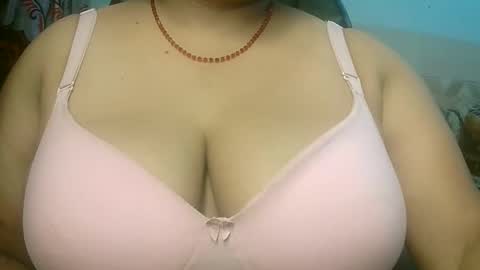 HotLovers online show from November 7, 2025, 4:29 pm