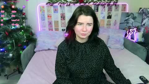 Snapshot of s_katekisa_ss chatting on December 26, 2024, 3:49 am Kate online show from December 26, 2024, 3:49 am