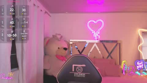 saaya_tay online show from March 4, 2026, 3:12 am