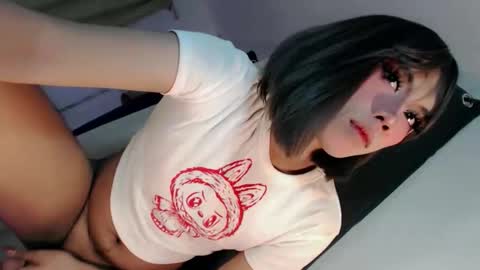 Snapshot of sable_monroe chatting on September 14, 2025, 1:05 am cathllea online show from September 14, 2025, 1:05 am