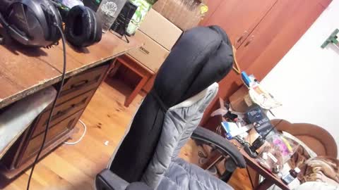 1141323  my Lord Mister Max   moms treasure online show from March 18, 2026, 8:34 pm