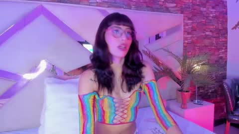 Snapshot of sabrina__smith chatting on January 14, 2026, 4:45 pm sabrina online show from January 14, 2026, 4:45 pm