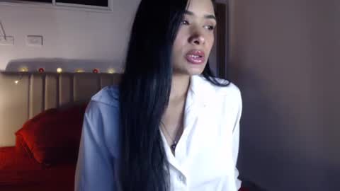 Snapshot of sabrina_brunette chatting on November 14, 2025, 5:06 am sabrina online show from November 14, 2025, 5:06 am