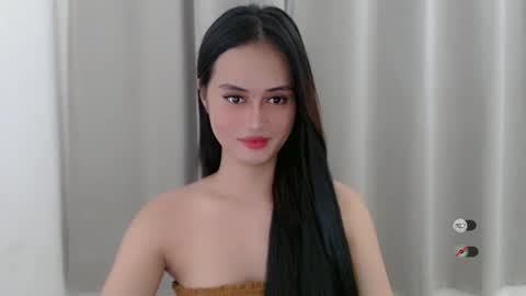 Snapshot of sabrina_inviting chatting on January 13, 2025, 2:39 am Sabrina online show from January 13, 2025, 2:39 am