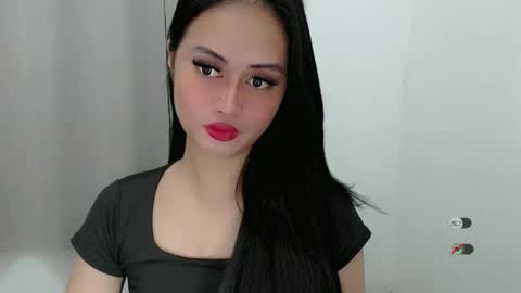 Snapshot of sabrina_inviting chatting on February 25, 2025, 10:50 pm Sabrina online show from February 25, 2025, 10:50 pm