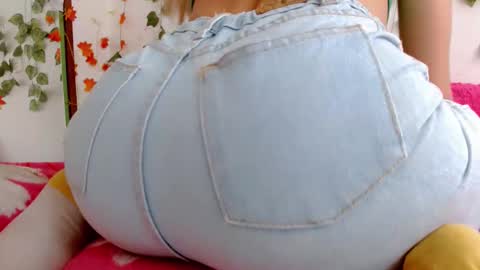 Snapshot of sabrinaexpositoxx chatting on November 4, 2025, 5:12 pm SABRI online show from November 4, 2025, 5:12 pm