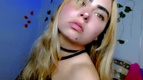 Snapshot of sabrinaexpositoxx chatting on March 26, 2026, 3:34 am SABRI online show from March 26, 2026, 3:34 am