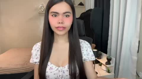 Snapshot of sabrinamadonna54 chatting on June 11, 2026, 12:43 am sabrinamadonna54 online show from June 11, 2026, 12:43 am