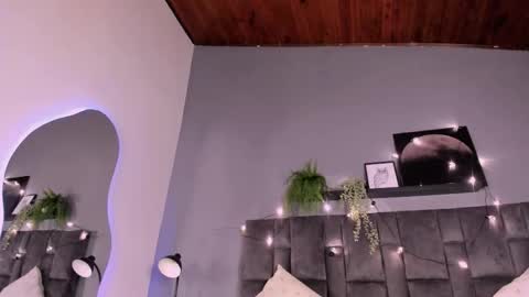 S A B R I N A  online show from November 8, 2025, 11:43 am