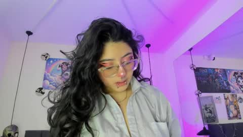 Sabrina  online show from March 28, 2026, 11:21 am