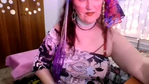 Snapshot of sabrinaxlovess chatting on April 21, 2026, 5:28 pm SabrinaXlovess online show from April 21, 2026, 5:28 pm