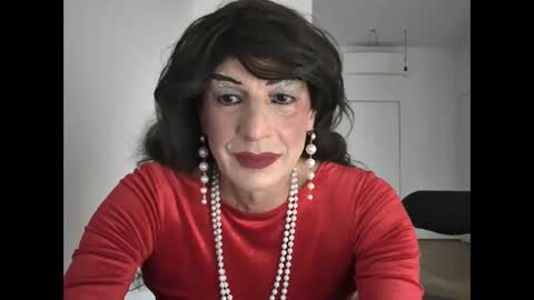 Sabrina online show from October 31, 2025, 9:10 am