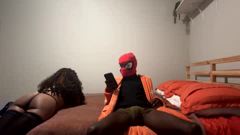 Snapshot of sacredsexuals chatting on December 25, 2024, 12:27 am Sacred Sexuals online show from December 25, 2024, 12:27 am