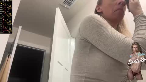 SadieRW online show from January 3, 2025, 1:48 am