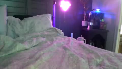 Snapshot of sadiessecretcloset chatting on December 22, 2024, 3:00 am Sadiessecret online show from December 22, 2024, 3:00 am