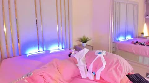 Snapshot of saekohofman chatting on February 20, 2025, 4:18 am Mara online show from February 20, 2025, 4:18 am