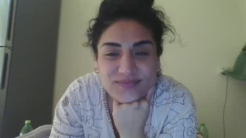 Queen online show from June 2, 2026, 7:38 pm