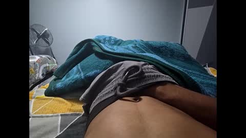 safu28 online show from April 18, 2026, 8:42 pm