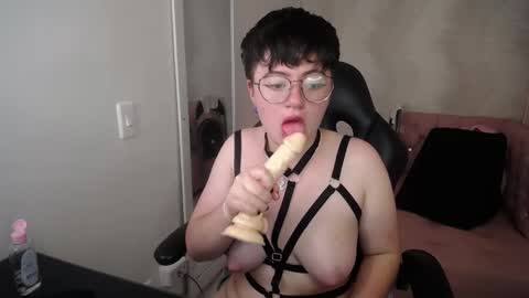 SAFYKA online show from March 11, 2025, 11:37 pm