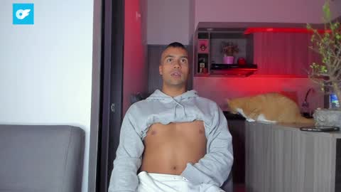 Snapshot of sag_1998 chatting on January 5, 2025, 2:06 am Sag online show from January 5, 2025, 2:06 am