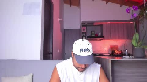 Snapshot of sag_1998 chatting on January 6, 2026, 3:21 am Sag online show from January 6, 2026, 3:21 am