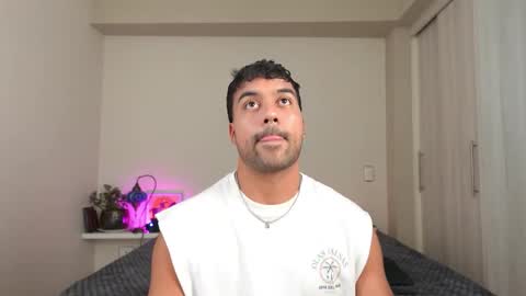 Snapshot of sag_1998 chatting on February 25, 2026, 8:29 pm Sag online show from February 25, 2026, 8:29 pm