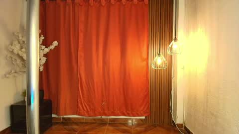 Snapshot of sahra_tayl0r_ chatting on July 5, 2026, 2:02 pm SARA online show from July 5, 2026, 2:02 pm