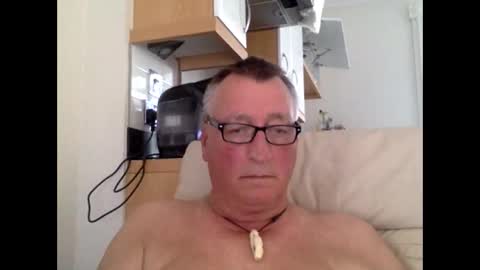 sail_naked online show from March 14, 2026, 4:12 pm