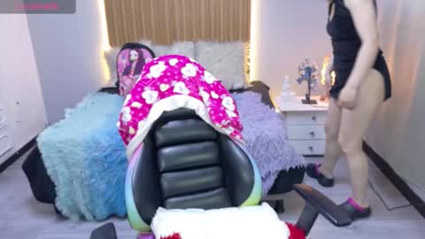 Snapshot of sailor_moon07 chatting on September 25, 2025, 4:16 am sailor online show from September 25, 2025, 4:16 am