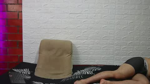 sainix_ online show from November 26, 2025, 4:13 am