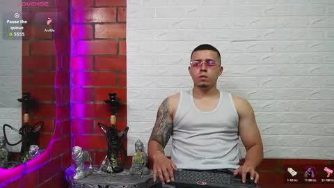 sainix_ online show from February 12, 2026, 2:50 am